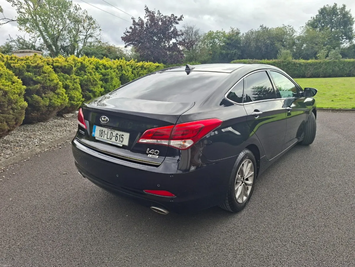 Hyundai i40 1.7 CRDI SE NAV BL/DR 141 4DR 141PS - Image 3
