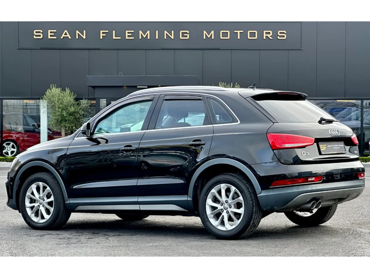 Audi Q3 2.0 TDI 120 SE 4DR - Image 4