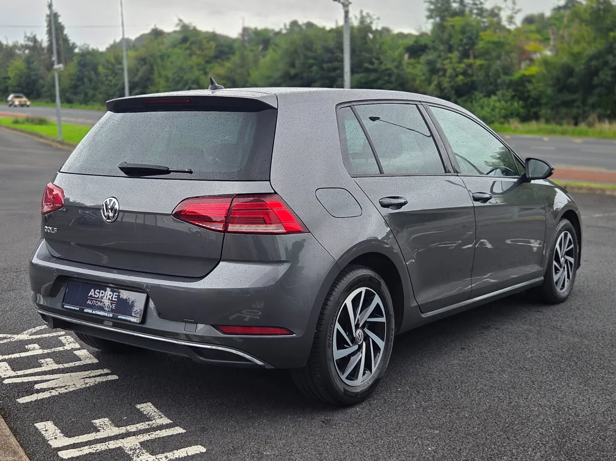 **LOW KMS** TDI - VW Golf 2019 - Image 4