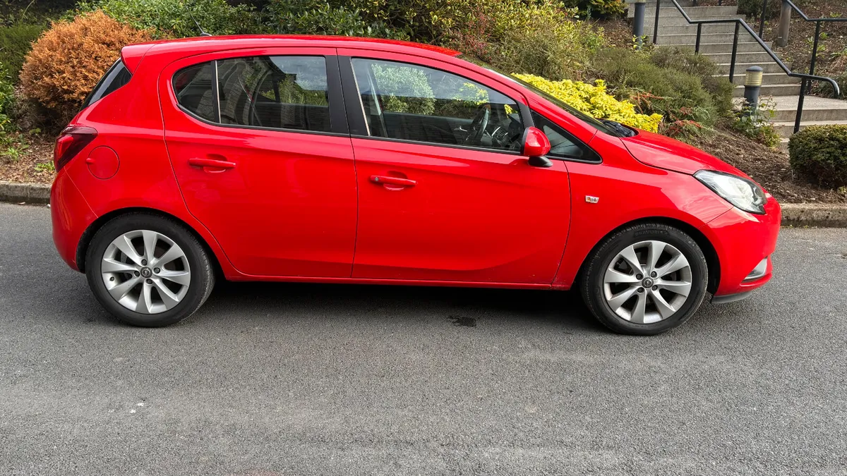 Opel Corsa 2018 NCT 07/28 ! - Image 2