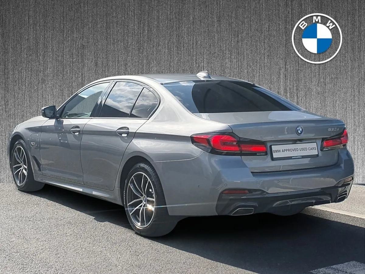 BMW 5-Series 530e M Sport Saloon - Image 2