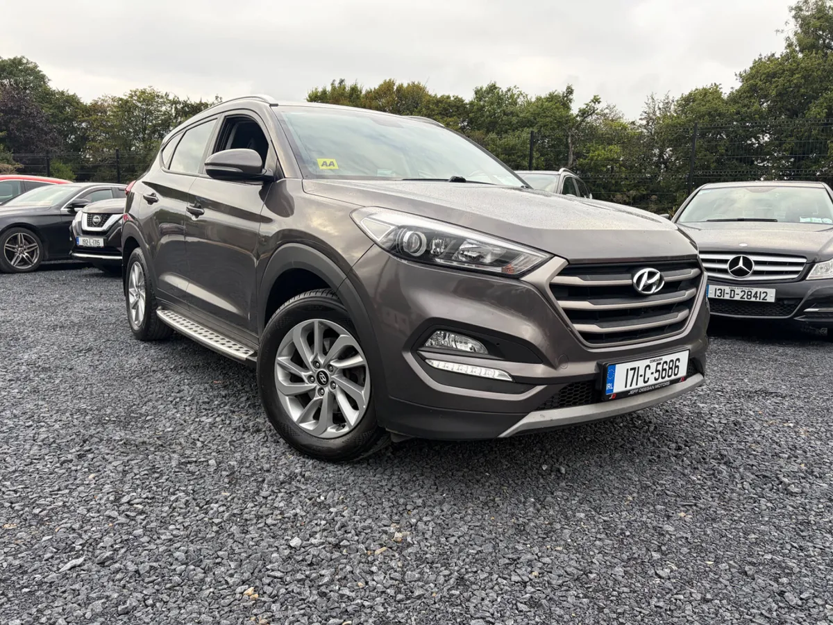 2017 HYUNDAI TUSCON EXECUTIVE 1.7 - Image 1