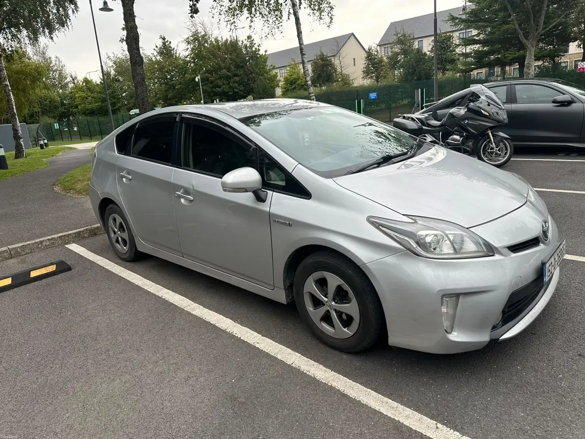 Toyota Prius 2015 "Fresh NCT till Nov 2027" - Image 1