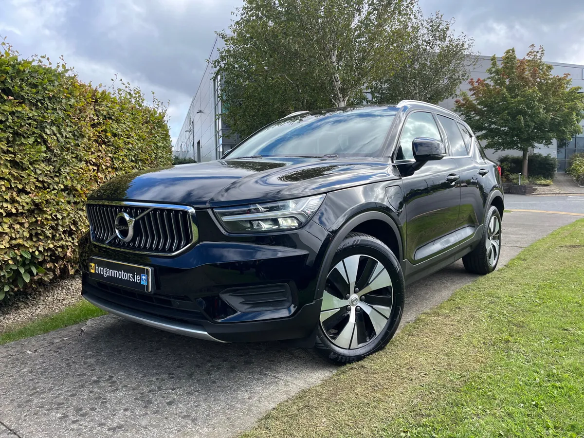 Volvo XC40 2022 1.5 PHEV Inscription Exp - Image 5