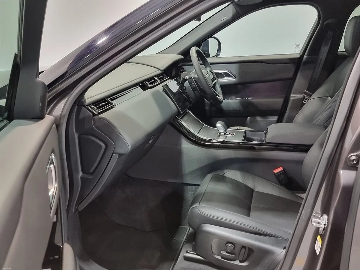 Land Rover Range Rover Velar ** 261 ** R-DYNAMIC S - Image 4