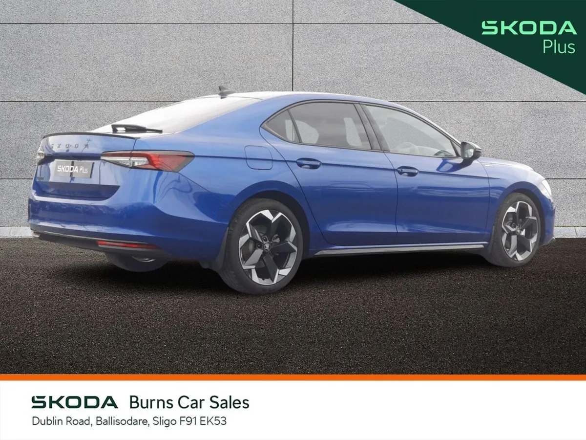 Skoda Superb Sportline 2.0 TDI 150HP DSG **FULL LE - Image 3