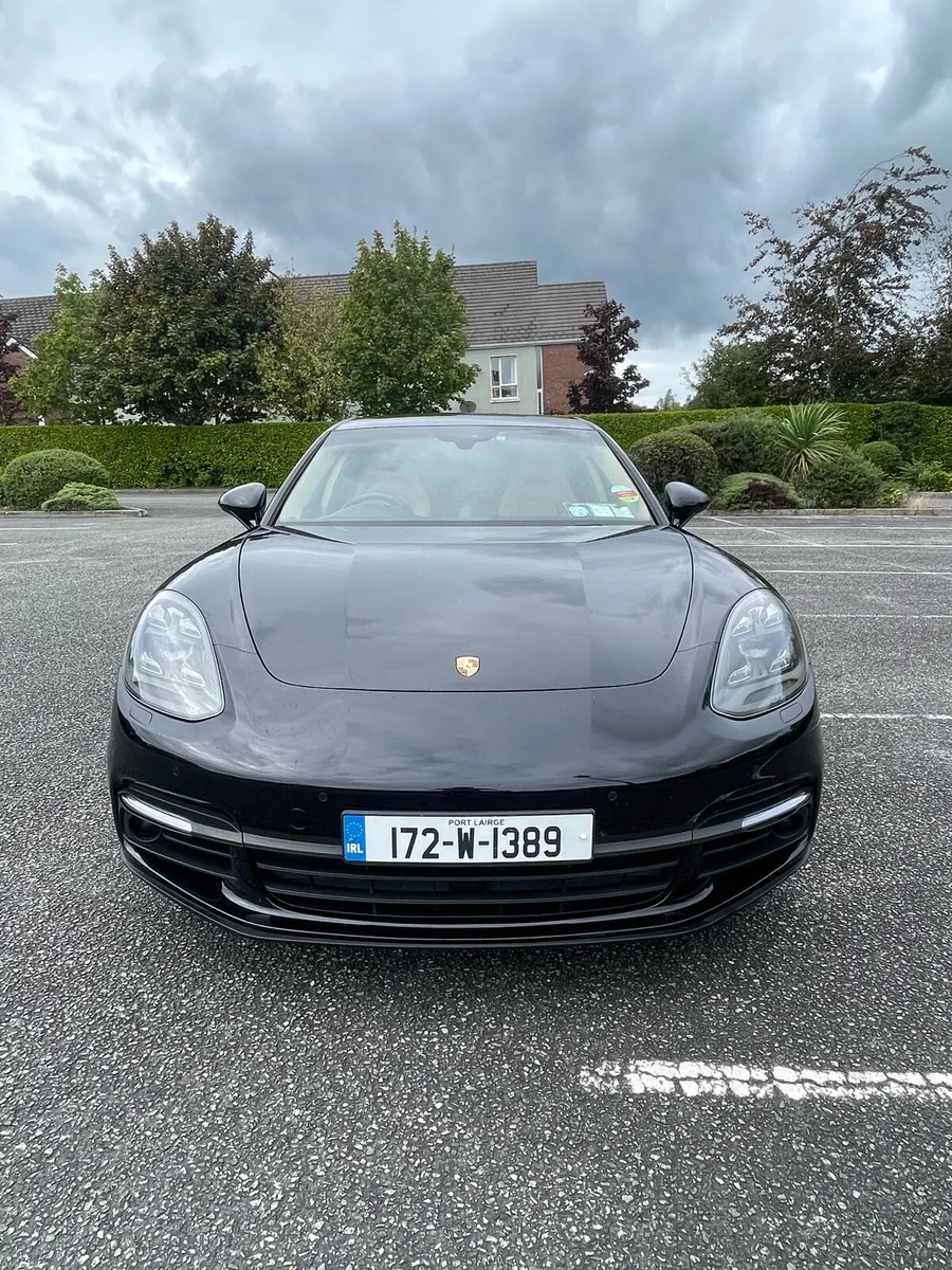 Porsche Panamera 4 E-Hybrid 172 - Image 5