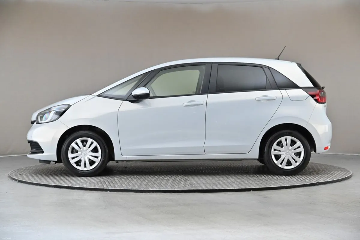 Honda Fit 1.5 HEV E-CVT **ANDROID CAR PLAYER**PARK - Image 5