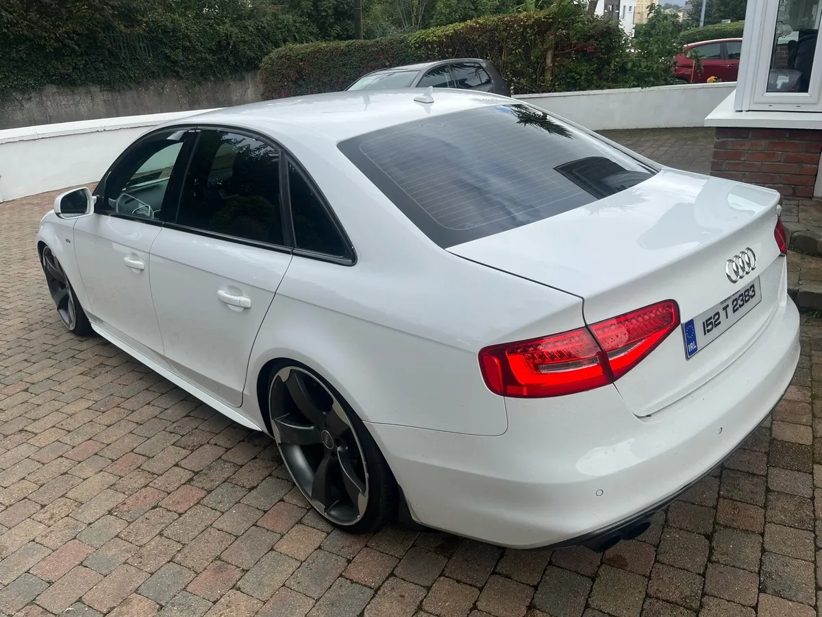 Mint 152 Audi A4 S-Line NCT 1/27 - Image 5
