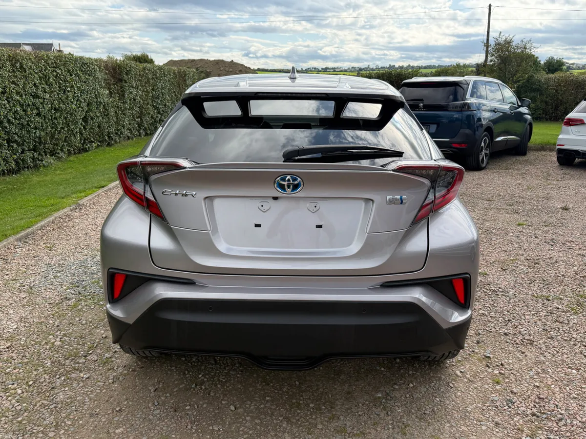191 Toyota C-HR G spec Led Edition - Image 5