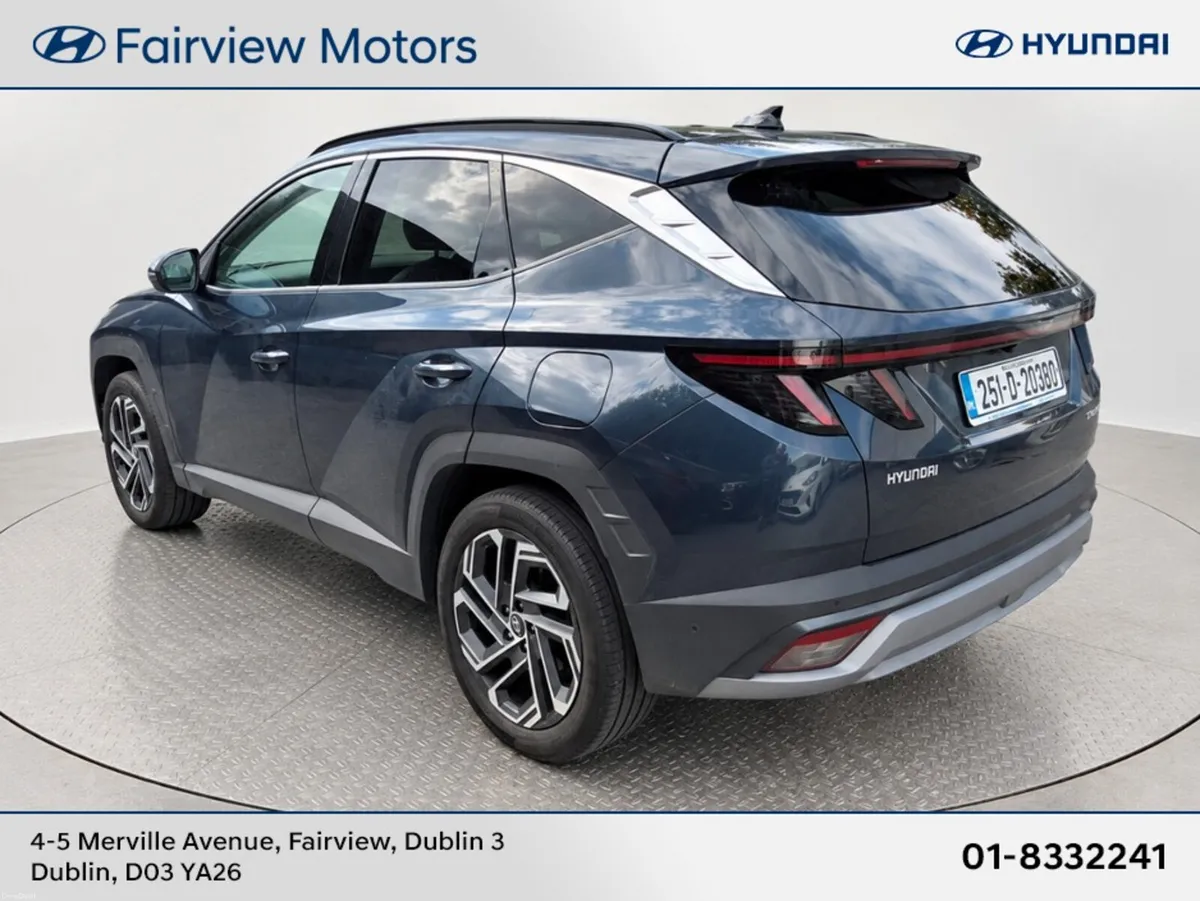 Hyundai Tucson PLATINUM PHEV ** MEGA SPEC ** - Image 4
