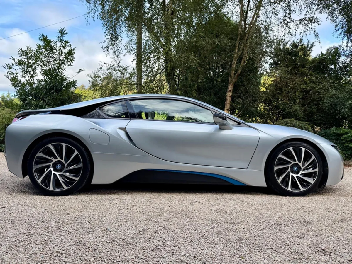 BMW i8 *Harman Kardon…F.BMW.S.H* - Image 6