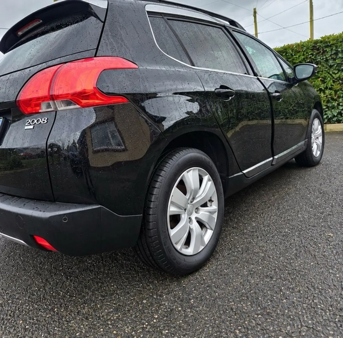2014 Peugeot 2008 - Image 2