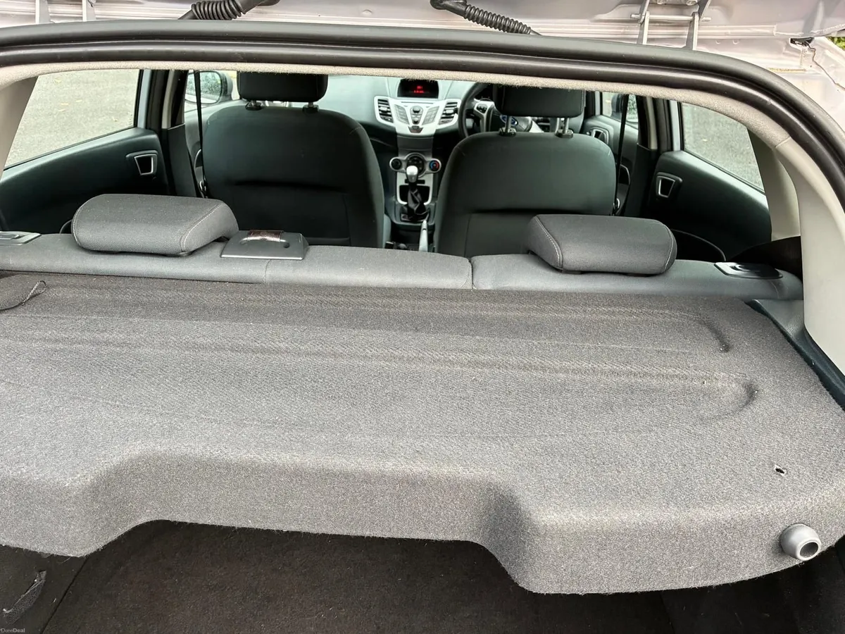 Ford Fiesta 2012 - Image 6