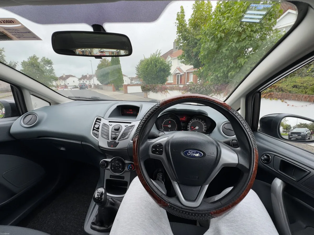 2010 Ford Fiesta 1.4 TDCi Edge - 3 Door, Black - Image 4