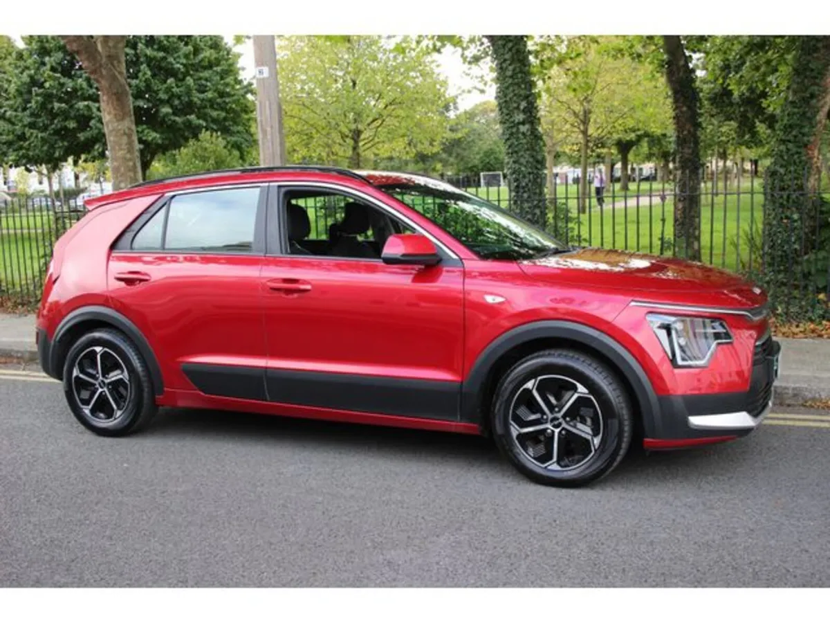 Kia Niro K3 Self Charging Hybrid - Full Documented - Image 4