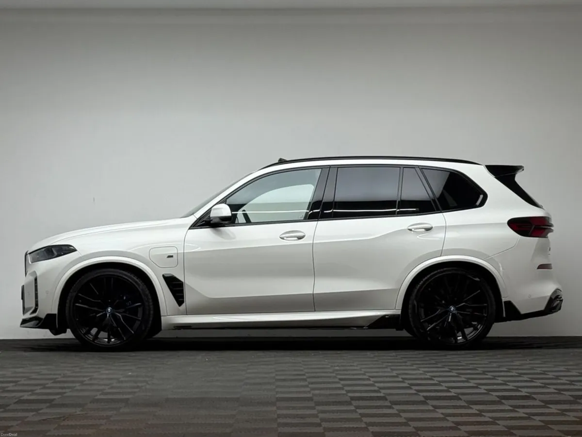 BMW X5 50E M SPORT PRO XDRIVE *HUGE SPEC* - Image 4
