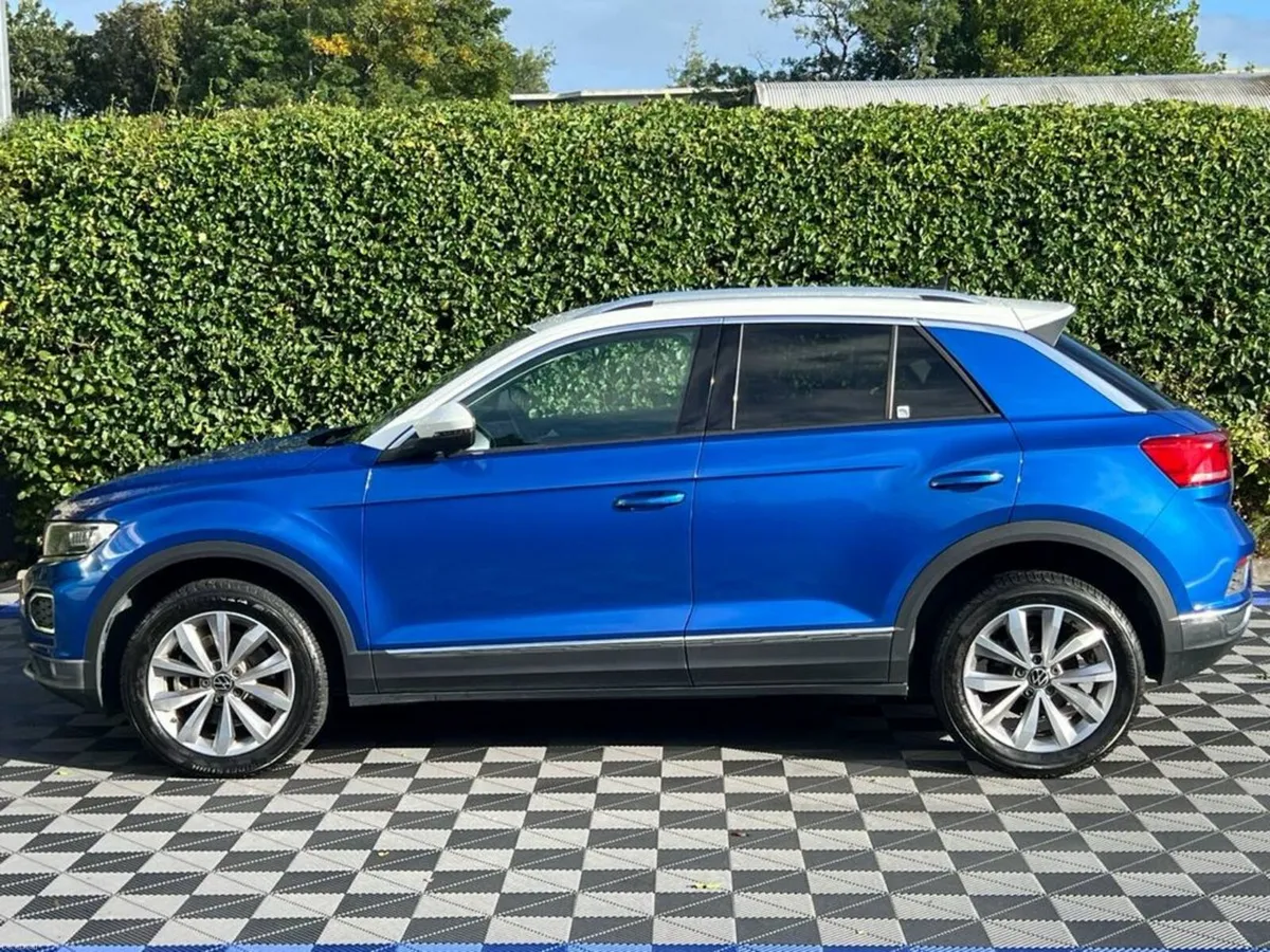 Volkswagen T-Roc T-ROC STYLE 2.0 TDI AUTO // LOW M - Image 3