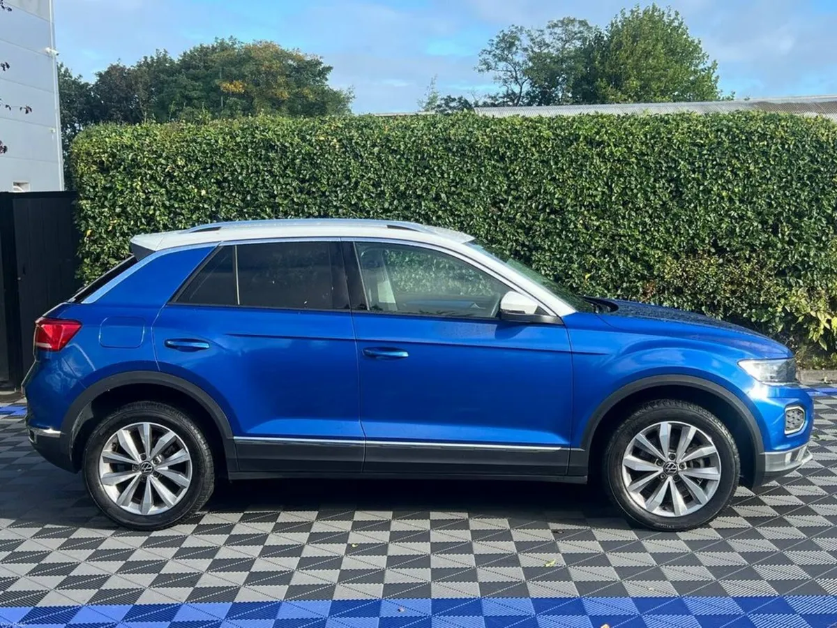 Volkswagen T-Roc T-ROC STYLE 2.0 TDI AUTO // LOW M - Image 2