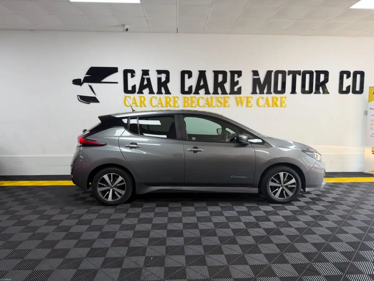 Nissan Leaf 40k EV SV 40KW 19 4DR Auto - Image 6