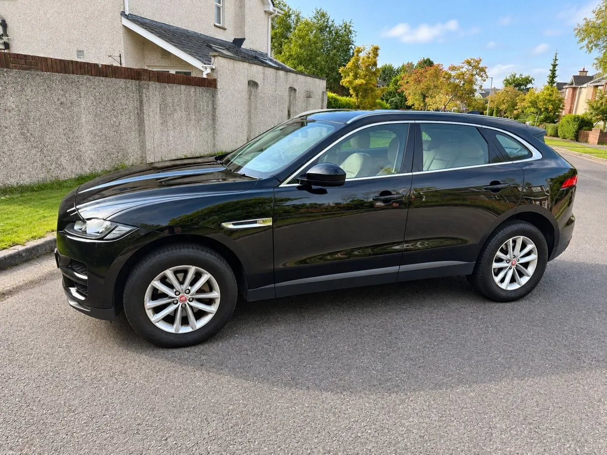2017 Jaguar F‑Pace 2.0 Diesel Automatic. NCT 09/27 - Image 4