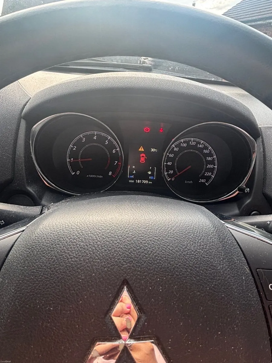 Car - Image 3