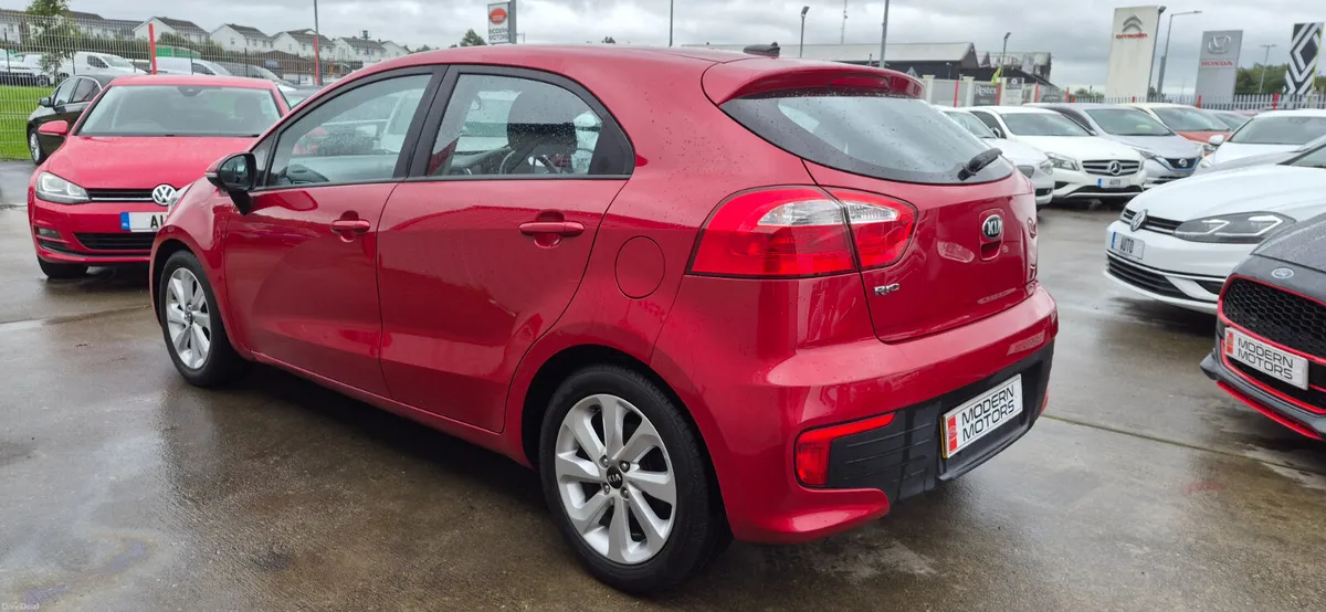 Kia Rio 2 1.2 petrol manual low miles - Image 5