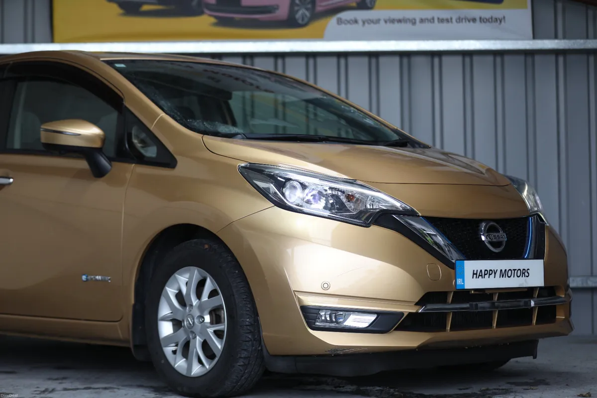 Nissan Note 2017 (unique color&condition) - Image 2