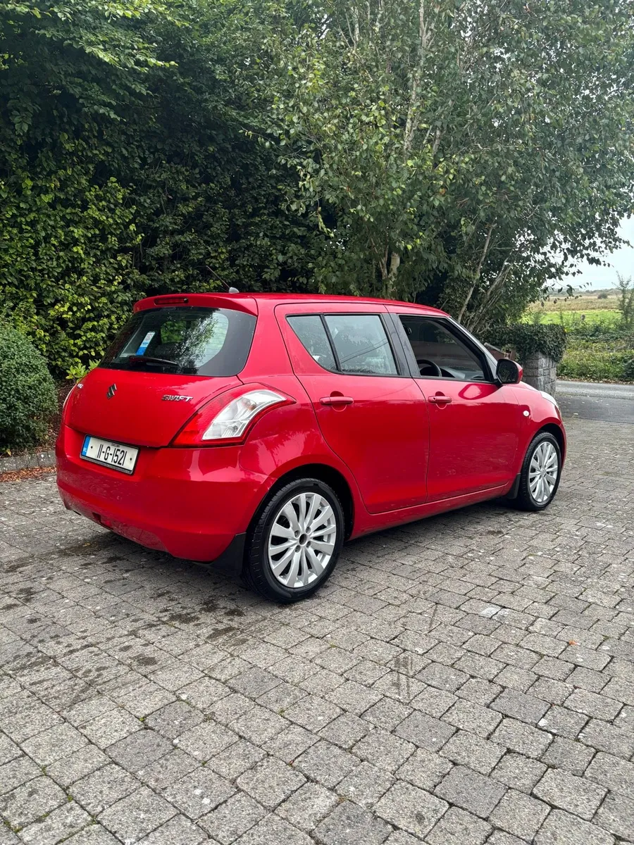 2011 Suzuki Swift - Image 3