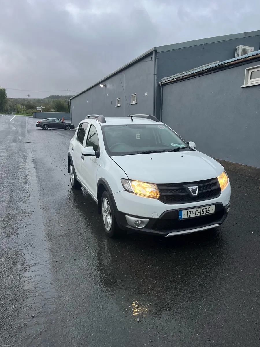 2017 Dacia sandero stepway tax and test - Image 2