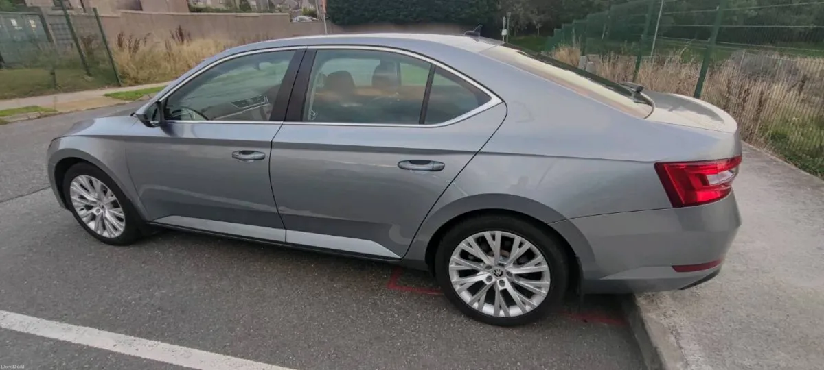 2021 Skoda Superb DSG (218 BHP) - Image 4