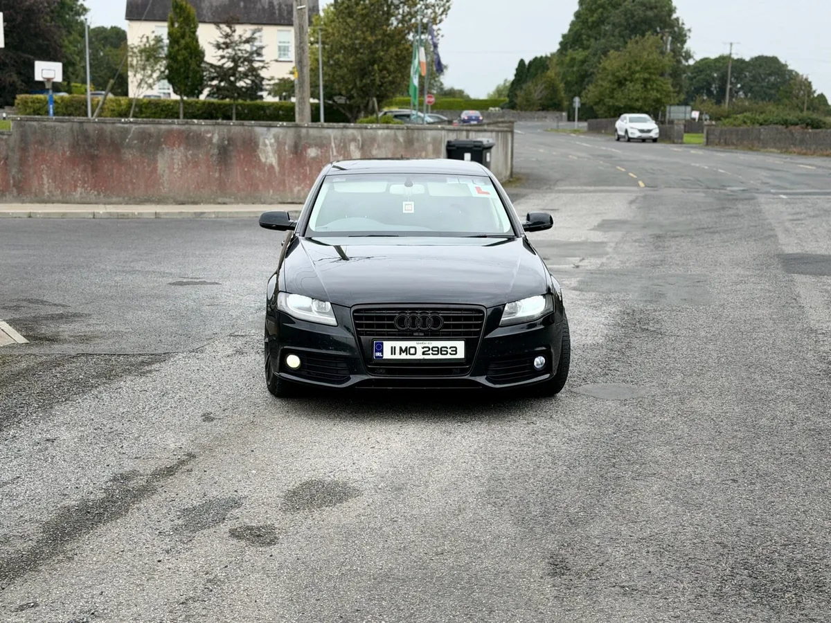 Audi a4 2011 - Image 2