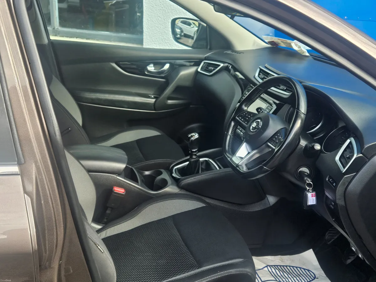 Nissan Qashqai 2019 - Image 4