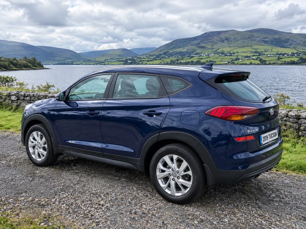 191 Hyundai Tucson ( Excellent Condition) - Image 2