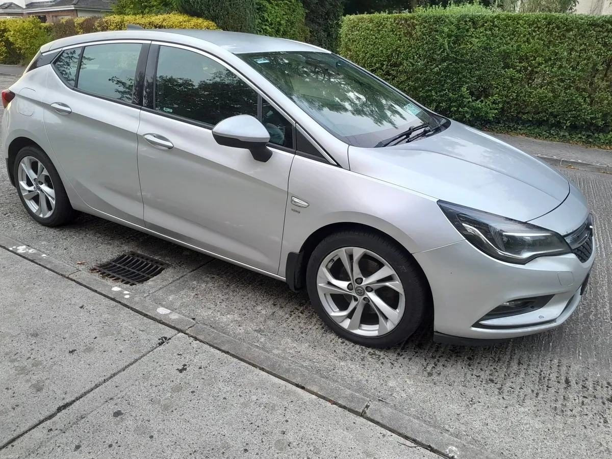 2017 Opel Astra 1,6 nct 01/27 tax 01/27 - Image 4