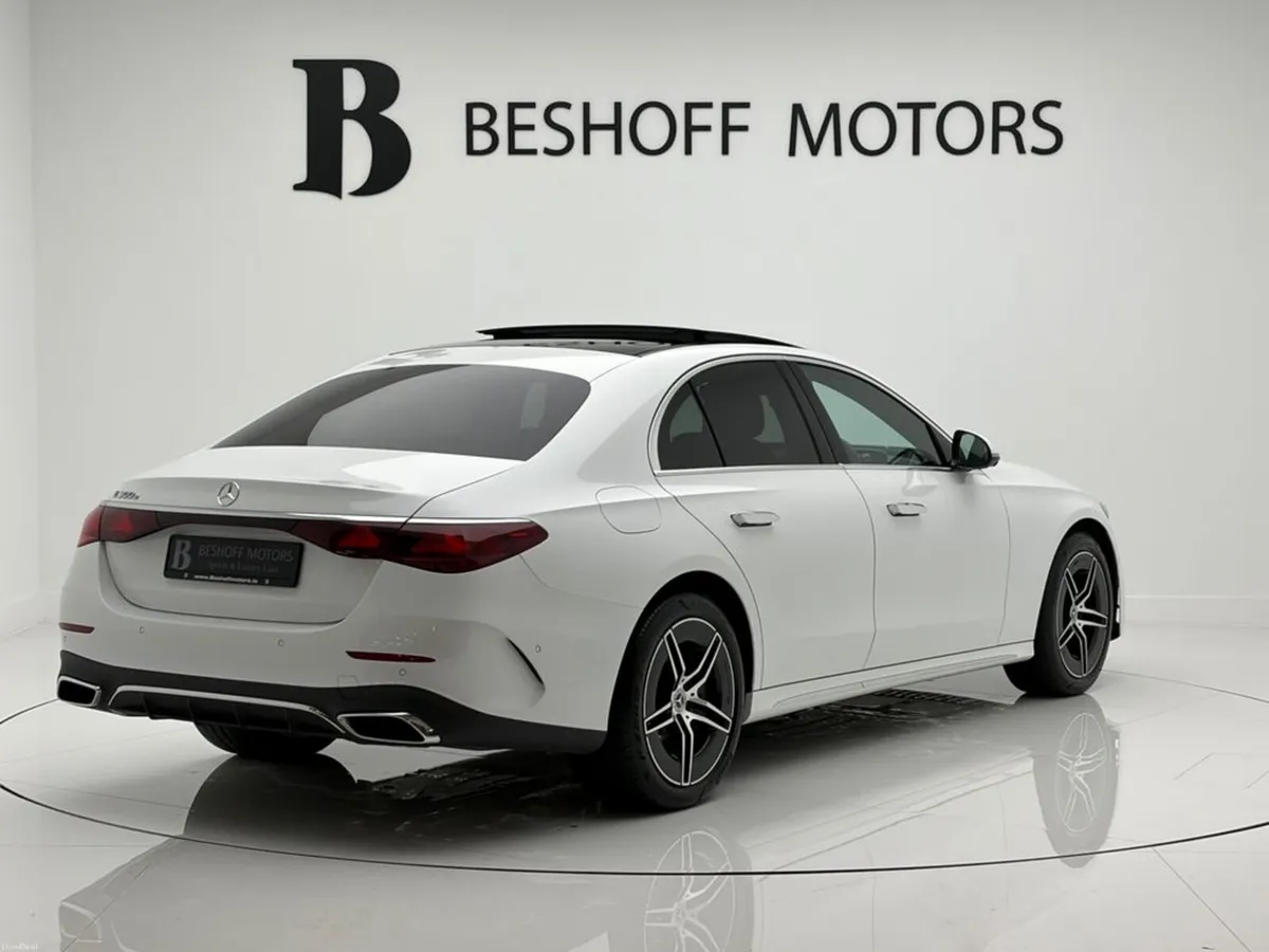 Mercedes-Benz E-Class 300e AMG LINE PREMIUM=PAN RO - Image 5