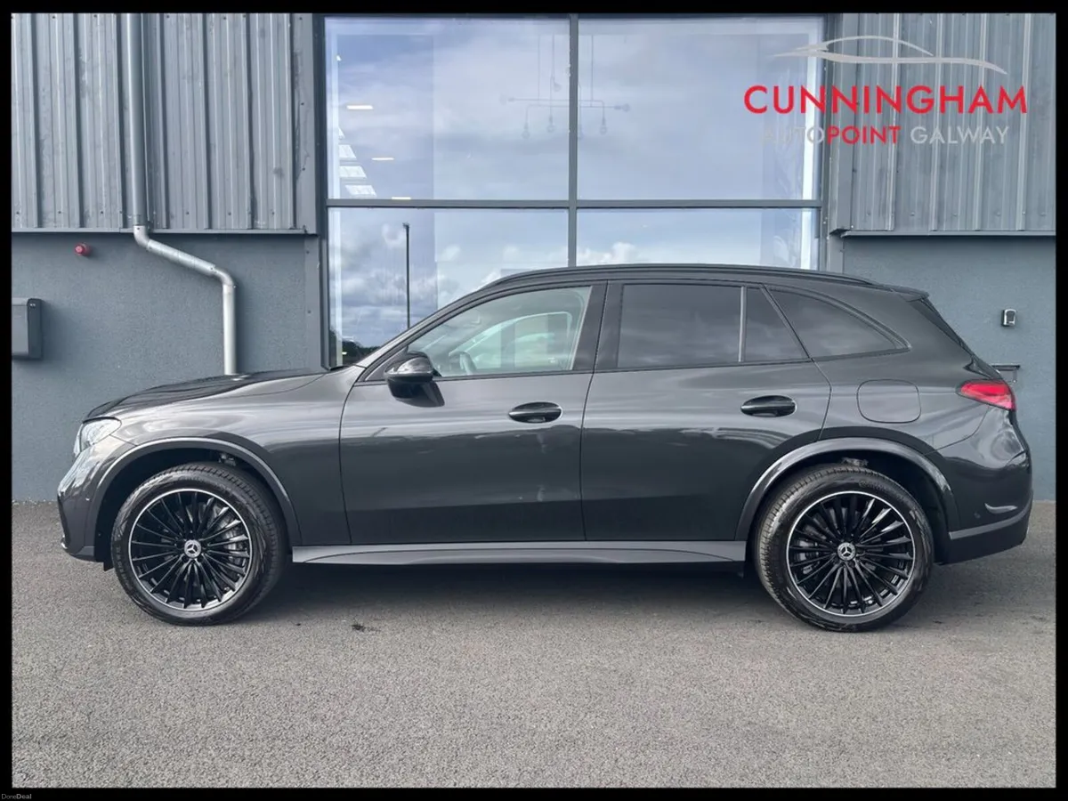 Mercedes-Benz GLC 300de 4-Matic AMG Urban Edition - Image 4