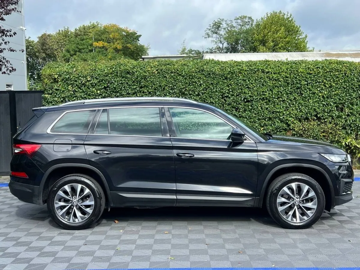 Skoda Kodiaq 7-SEATER AMBITION 2.0 TDI AUTO // DIA - Image 2