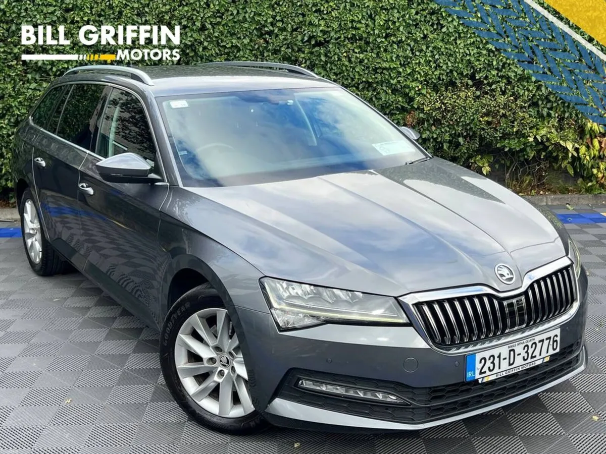Skoda Superb AMBITION ESTATE 2.0 TDI // - Image 1