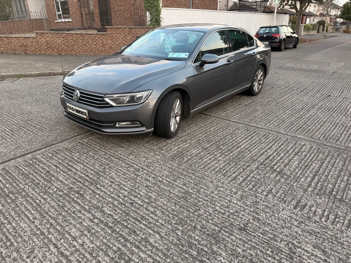 Volkswagen Passat - Image 2