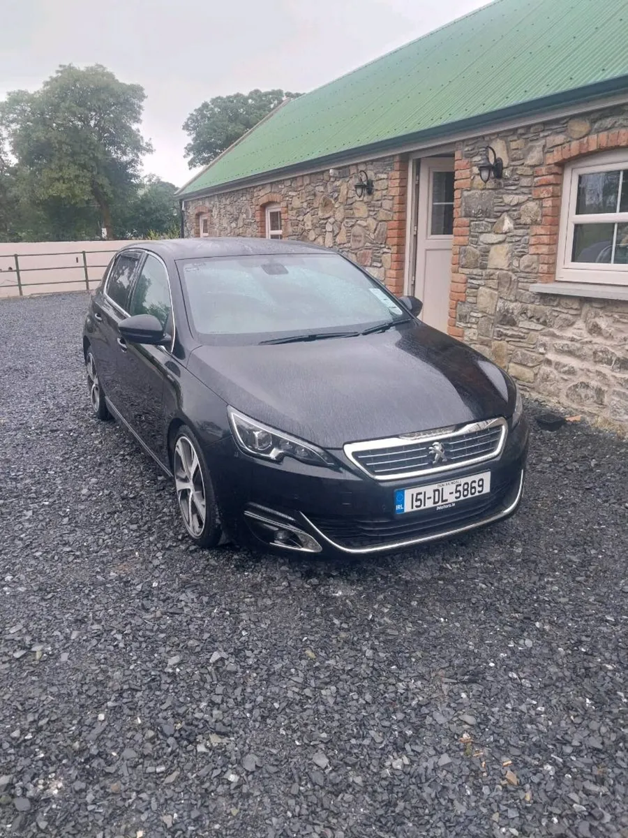 Car - Image 2