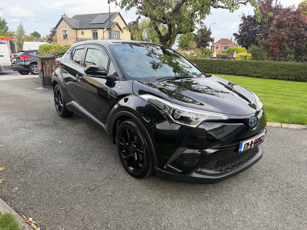 2017 Toyota C-HR HYBRID low kilometres - Image 3