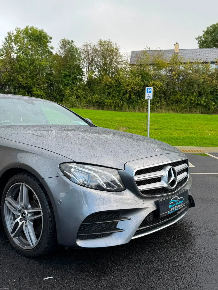 Mercedes-Benz E-Class 2018 - Image 2