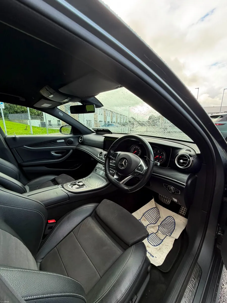 Mercedes-Benz E-Class 2018 - Image 3