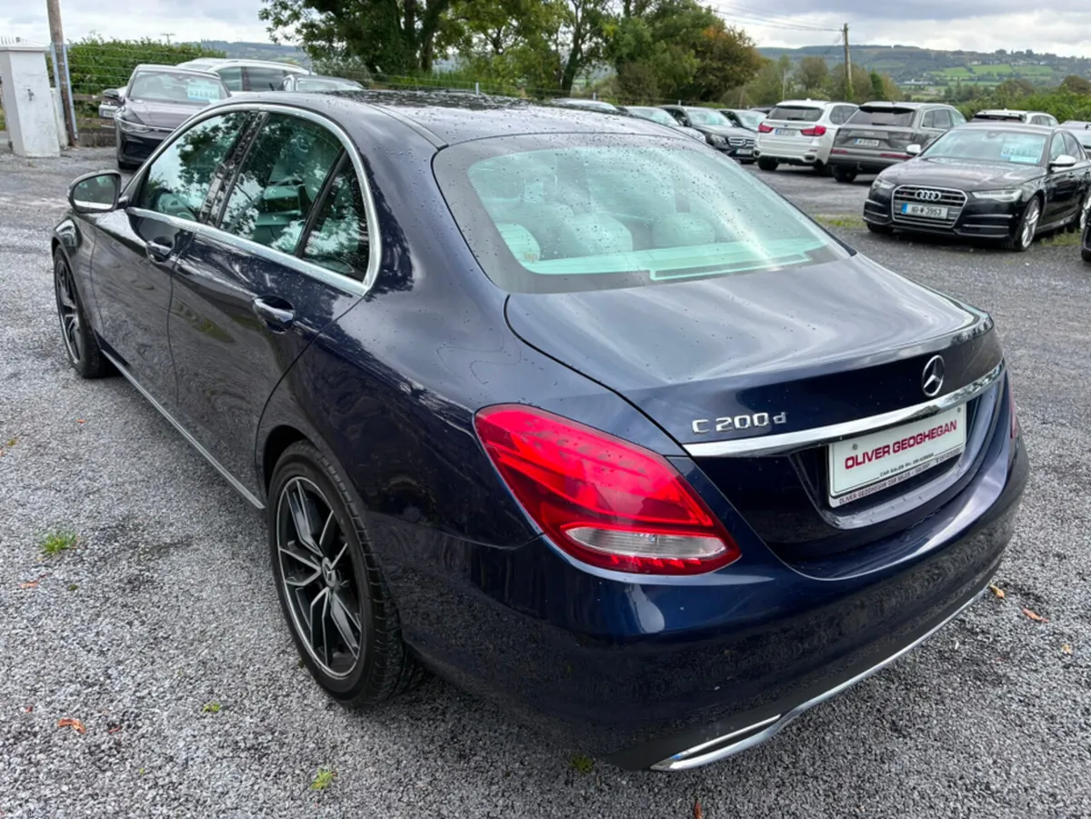 Mercedes-Benz C-Class 200 D AVANTGARDE AUTO - Image 2