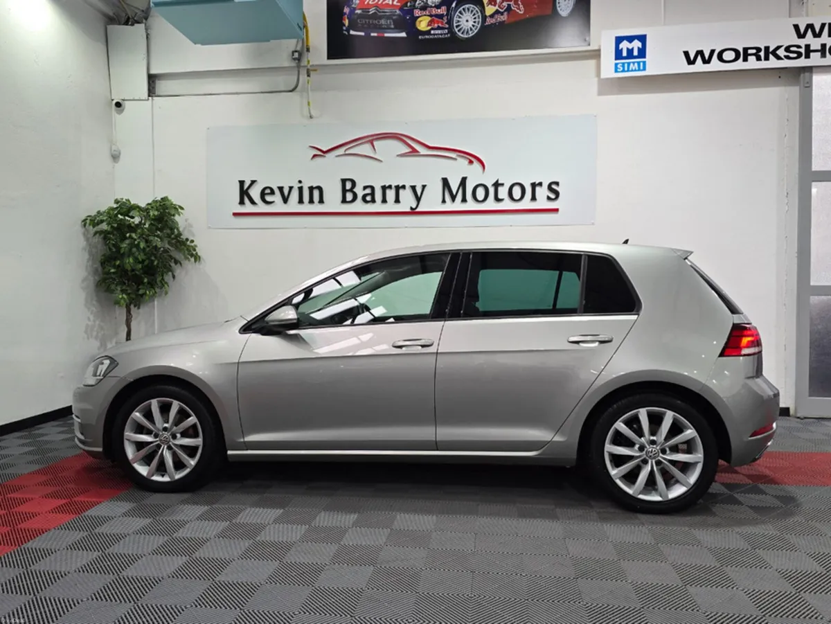 Volkswagen Golf 1.6TDi HIGHLINE 115BHP 5 SPEED MAN - Image 5