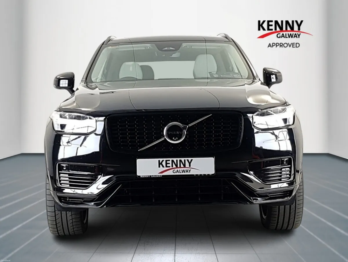 Volvo XC90 T8 PHEV PLUS DARK AWD 5DR - Image 2