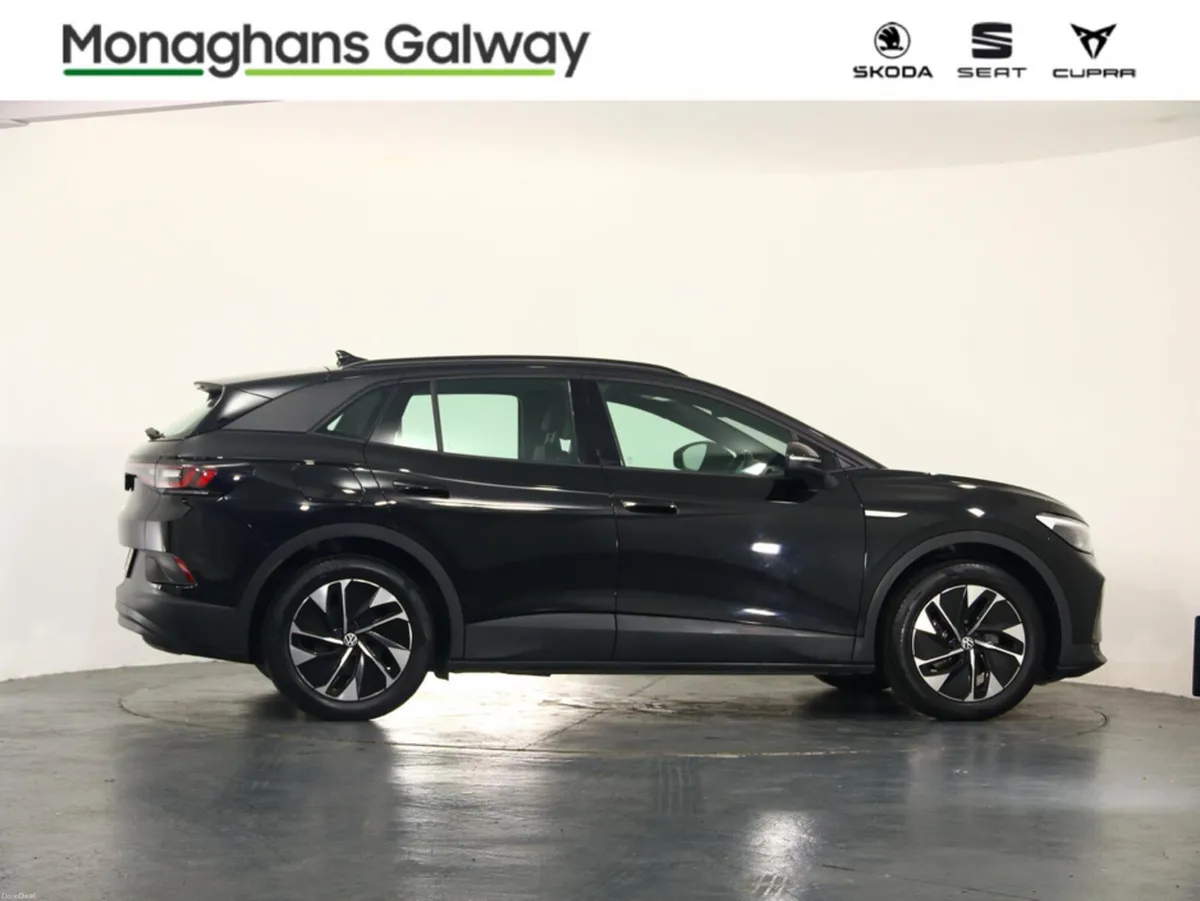 Volkswagen ID.4 LIFE 52KWH PURE 5DR - Image 2