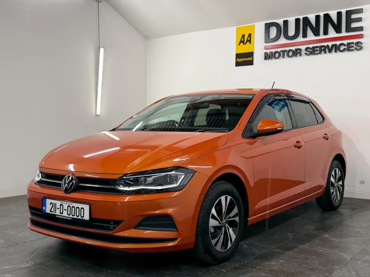 Volkswagen Polo **COMFORT-LINE**AUTO**TINY MILEAGE - Image 2