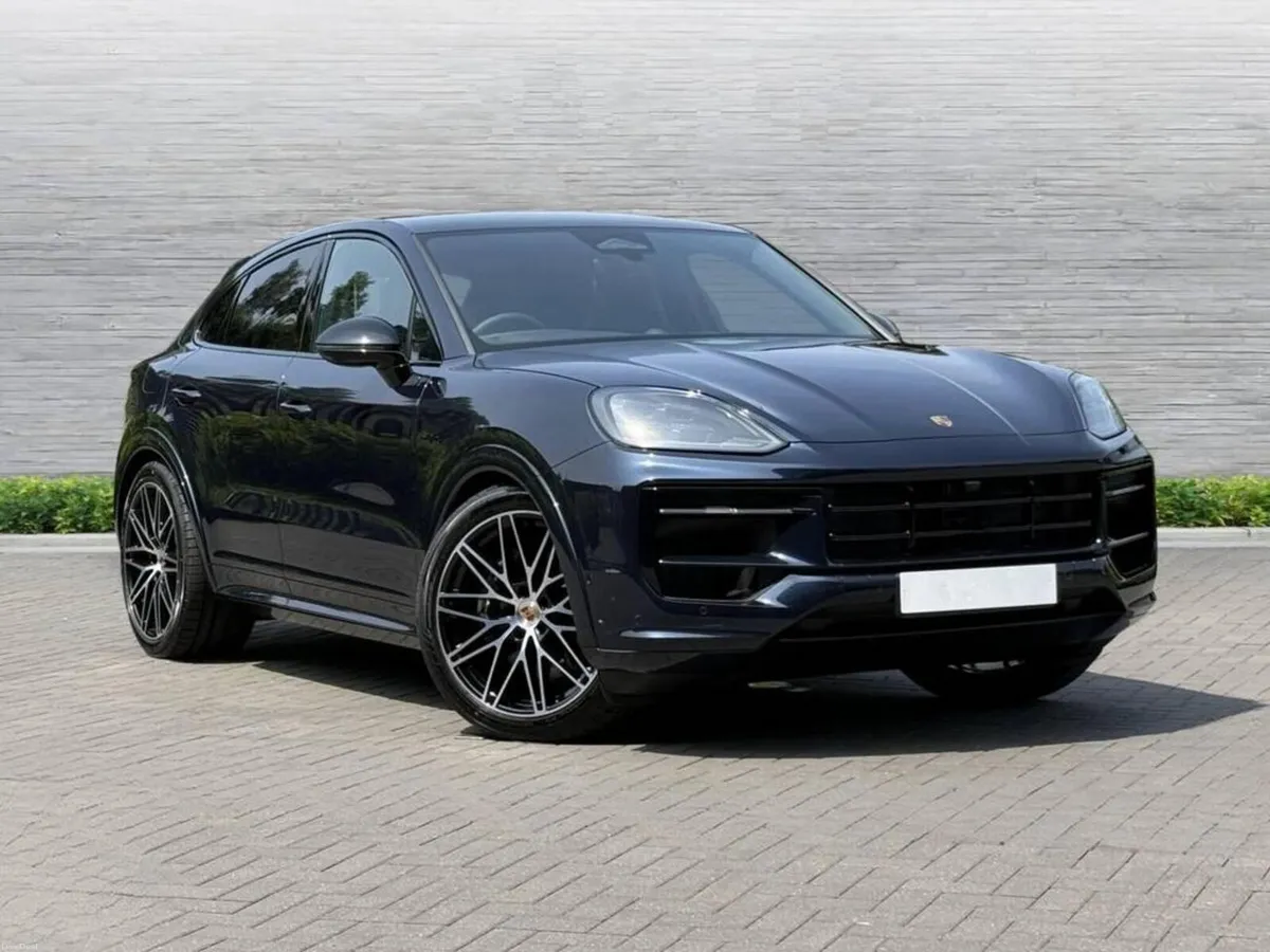 Porsche Cayenne Coupe Low Km - Image 1